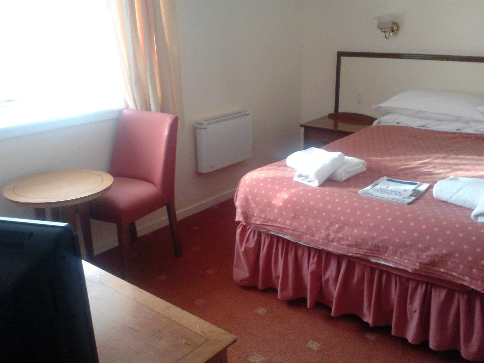 The Royal Hotel Blairgowrie and Rattray المظهر الخارجي الصورة
