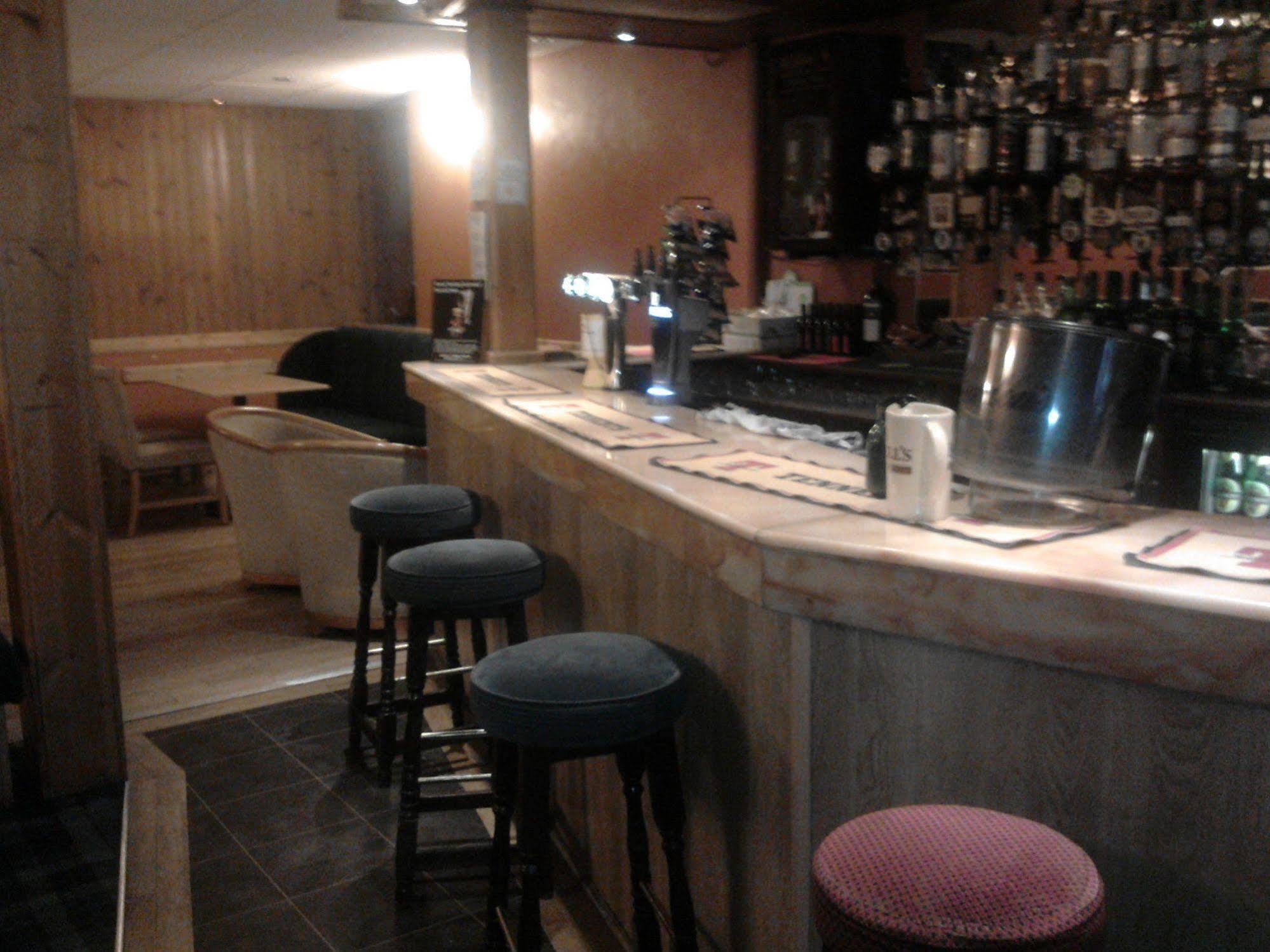 The Royal Hotel Blairgowrie and Rattray المظهر الخارجي الصورة