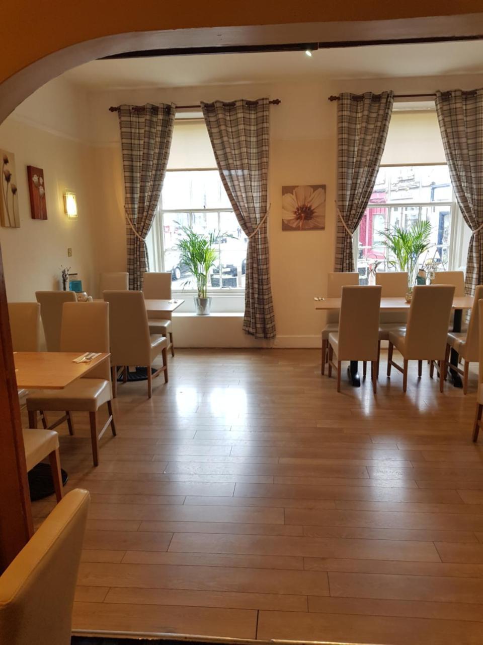 The Royal Hotel Blairgowrie and Rattray المظهر الخارجي الصورة