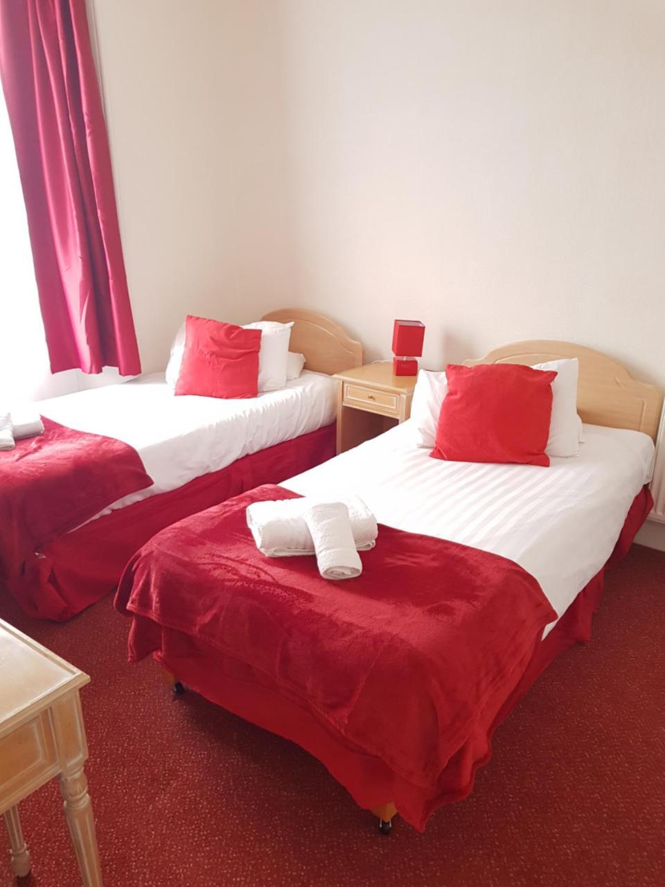 The Royal Hotel Blairgowrie and Rattray المظهر الخارجي الصورة