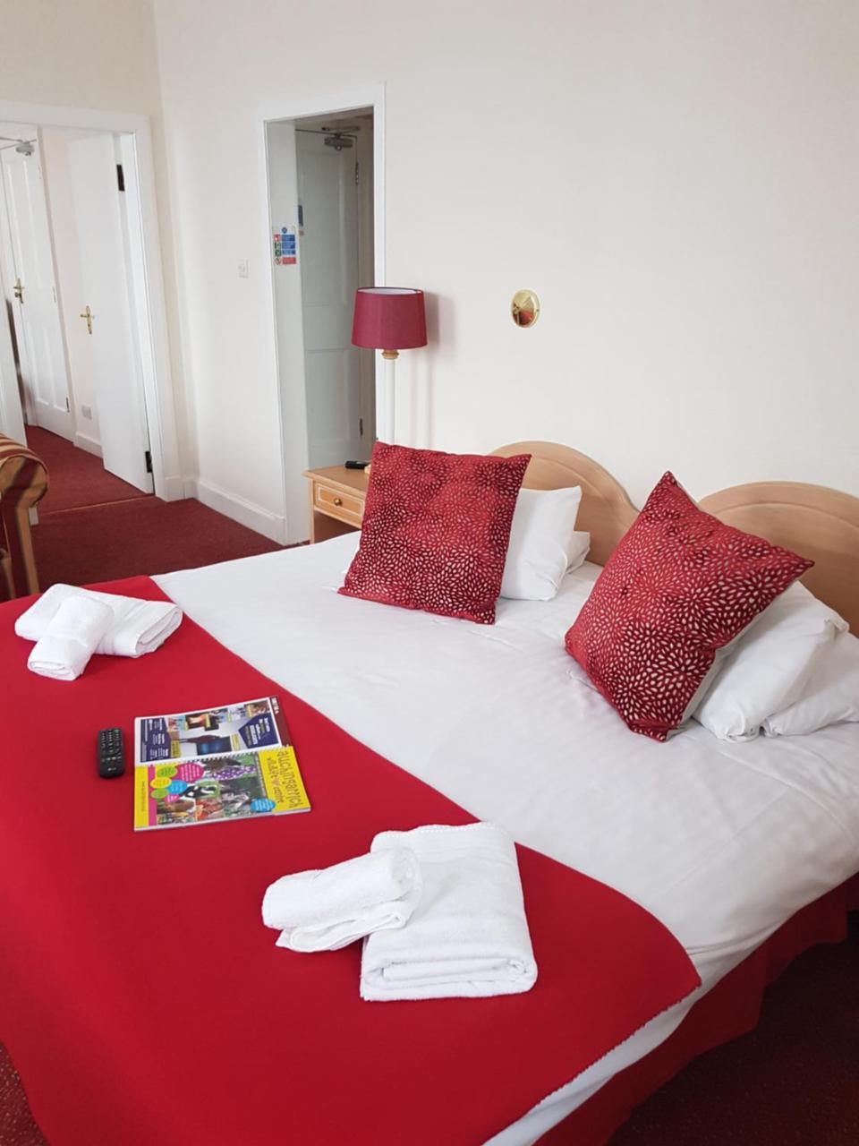 The Royal Hotel Blairgowrie and Rattray المظهر الخارجي الصورة