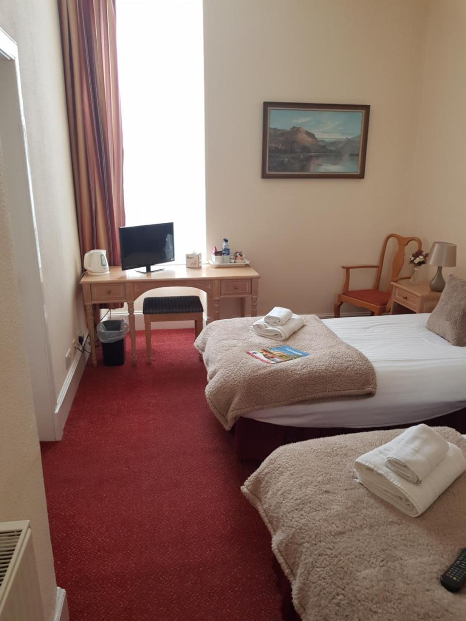 The Royal Hotel Blairgowrie and Rattray المظهر الخارجي الصورة